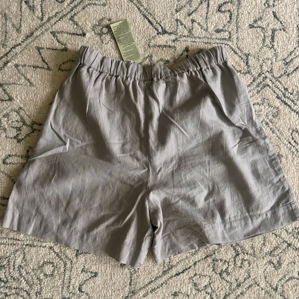 Imported grey linen shorts by United colors of Benetton Size S - Picture 2 of 4